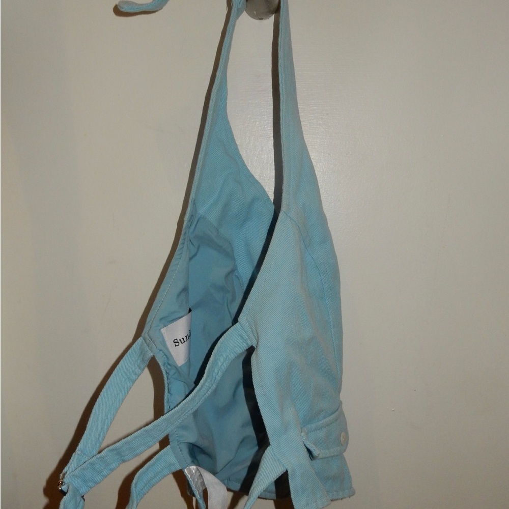 Chic Light Blue Halter Top